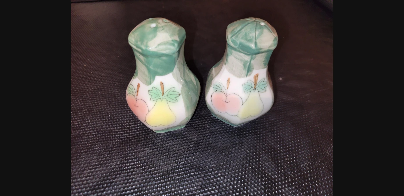 Salt & Pepper Shaker thumbnail