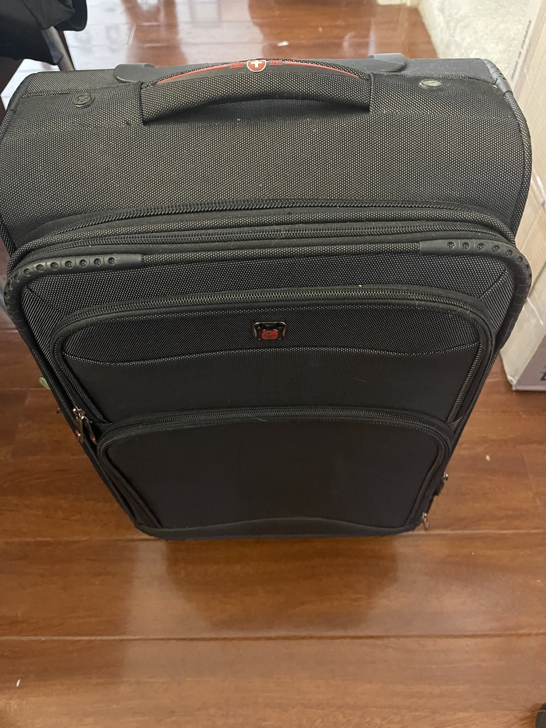 Free luggage - photo 5
