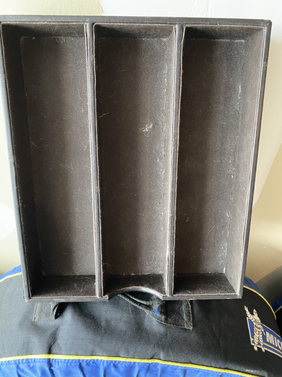 Tie case thumbnail