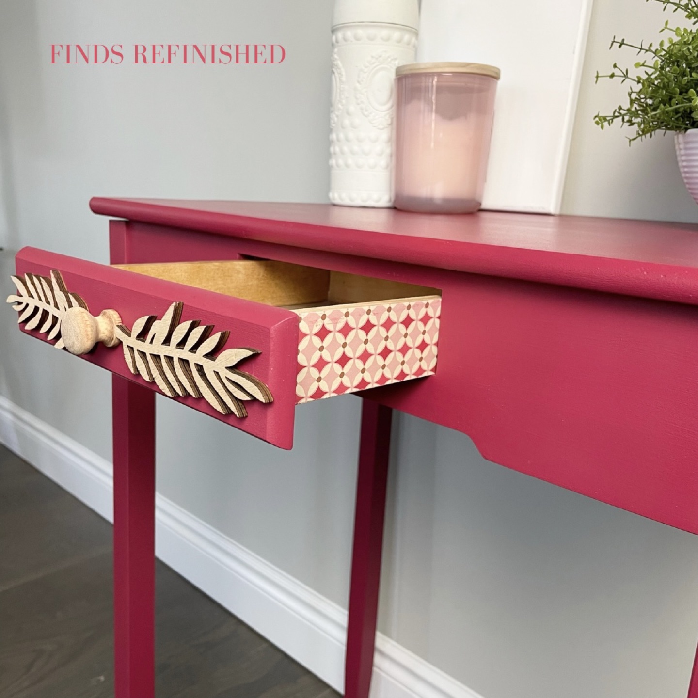 Cherry Red Table - photo 3