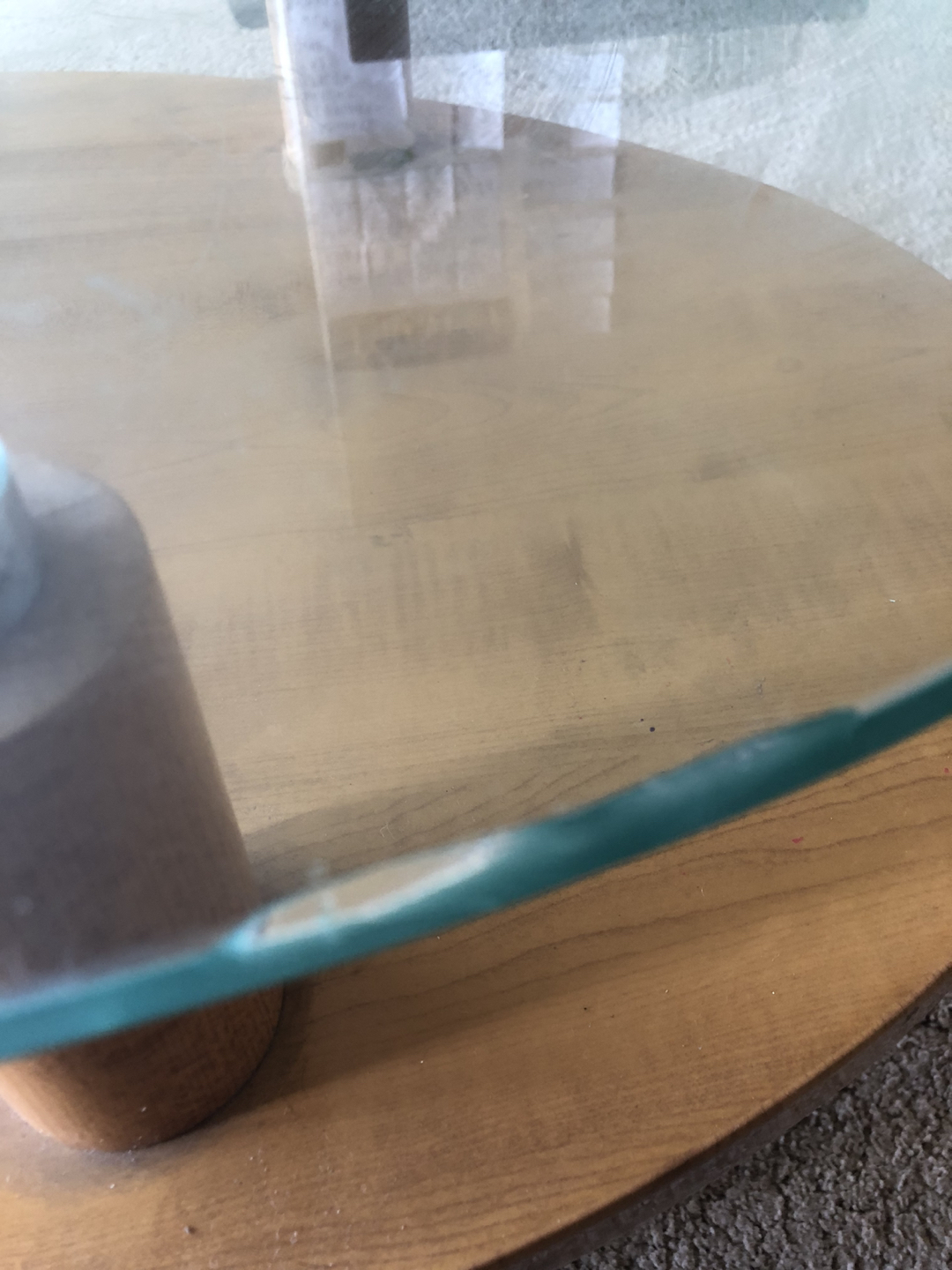 Coffee table … Must Go !!! Move out sale - photo 3