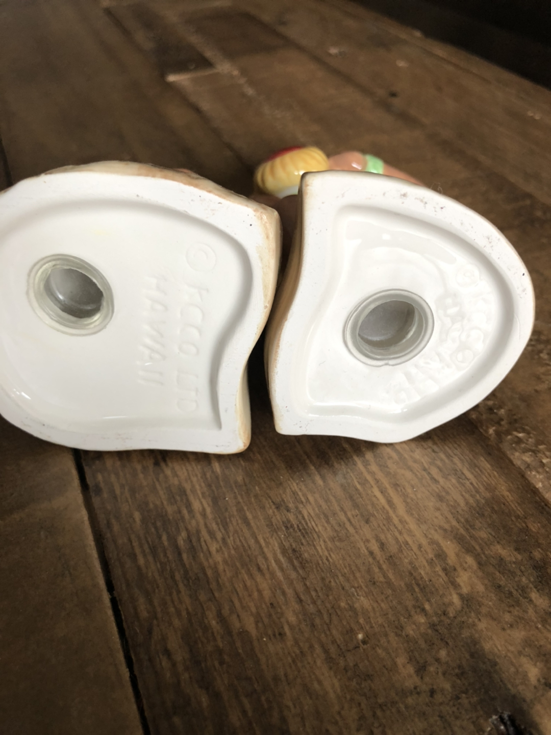Vintage Hawaiian Salt & Pepper Shaker #freecycle image indicator(4)