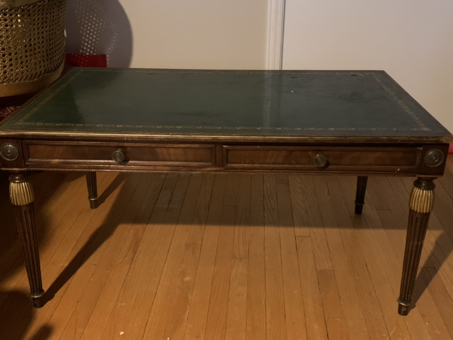 Coffee table thumbnail