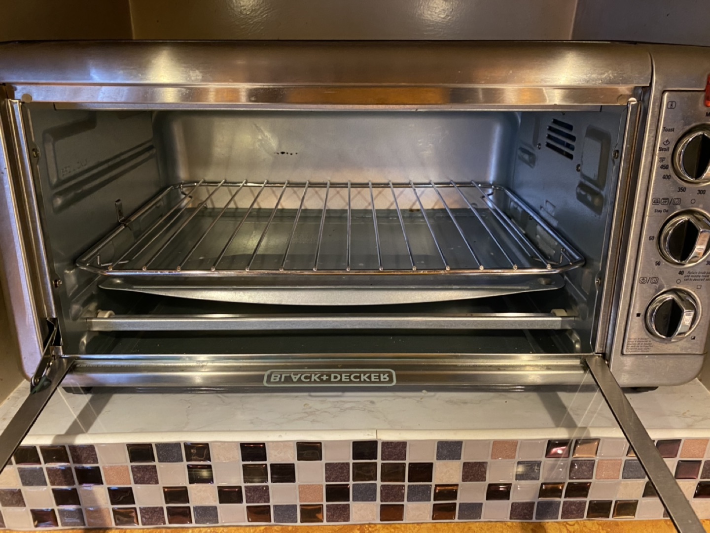 Stainless steel black & decker convection oven! - photo 3