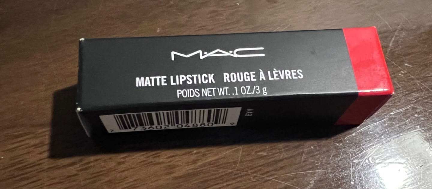 Brand new MAC lipstick (3g, full size, NOT mini) Lady Danger - photo 2