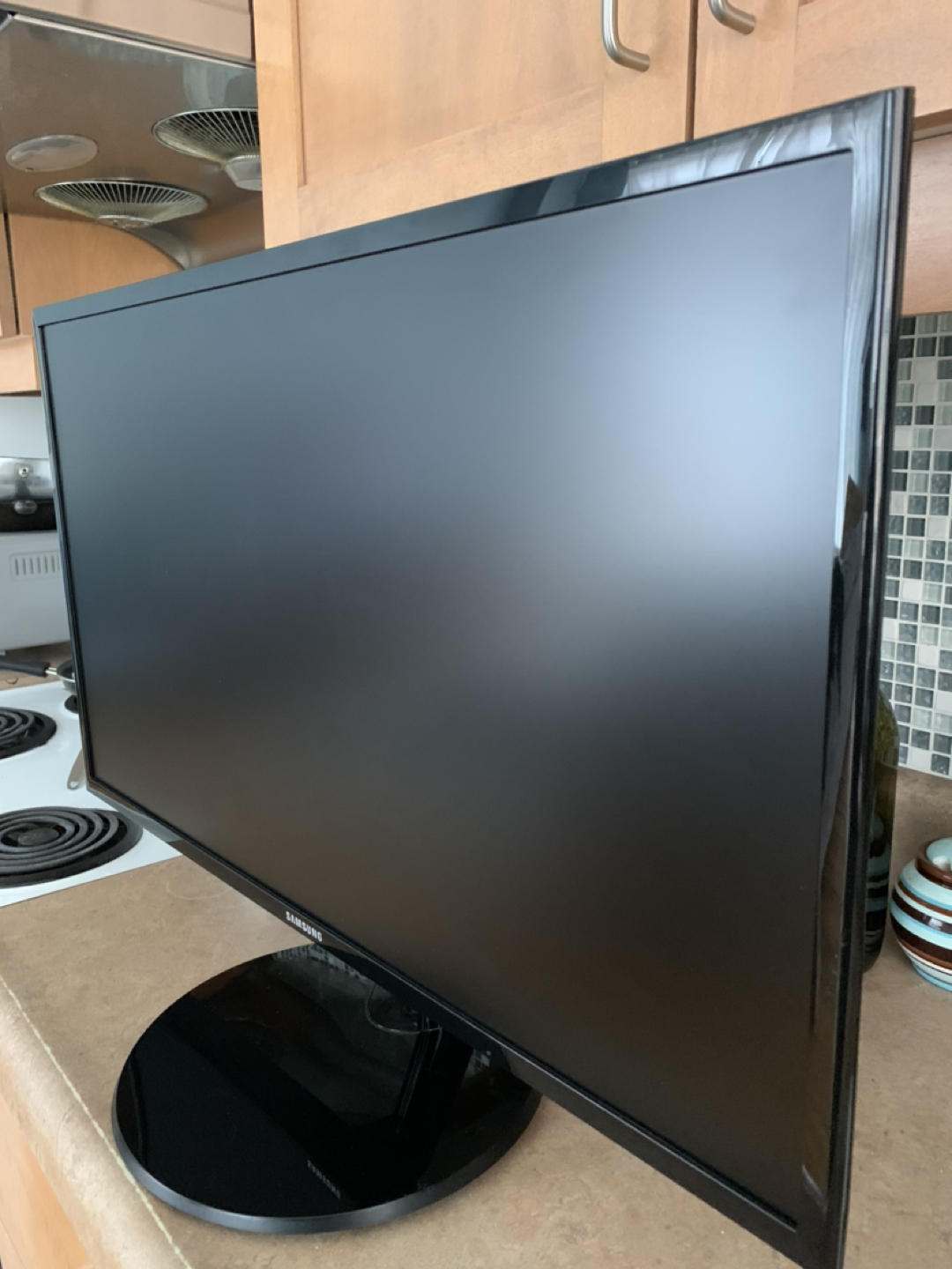 Samsung 27” Monitor