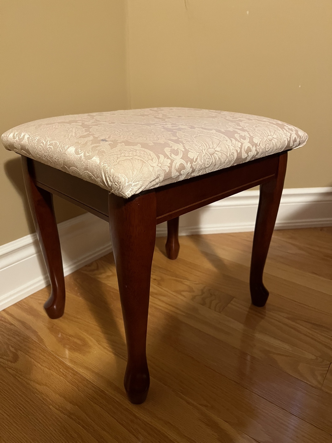 Vanity table - photo 3