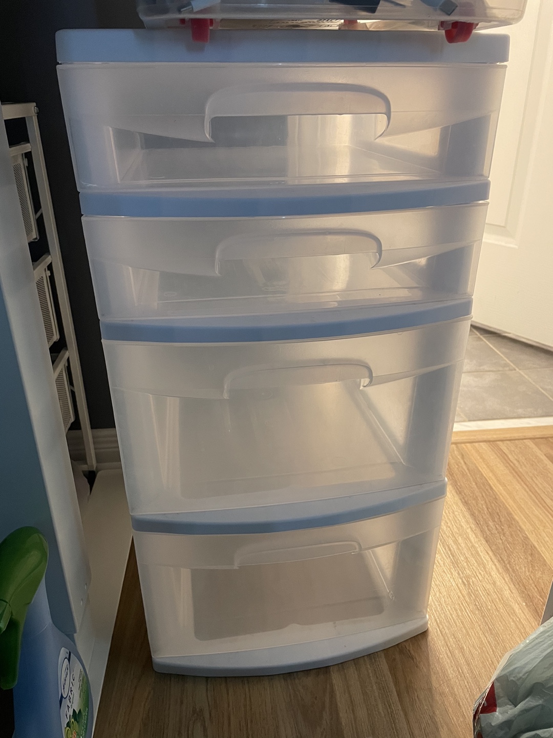organizer with wheels