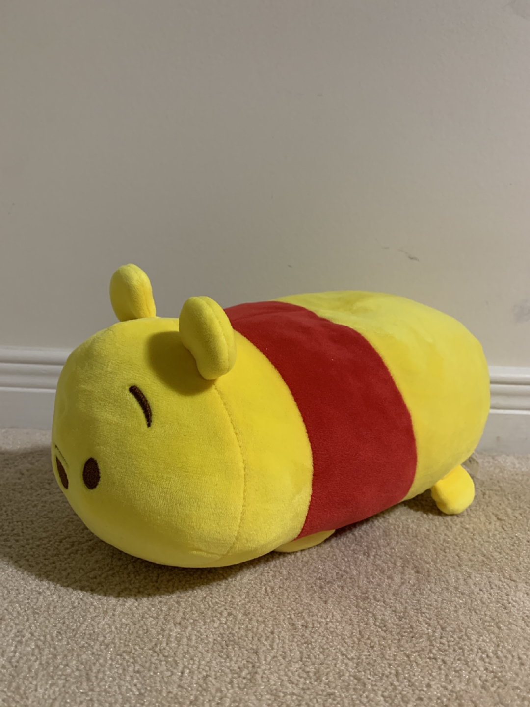 Winnie the Pooh plushie - photo 2