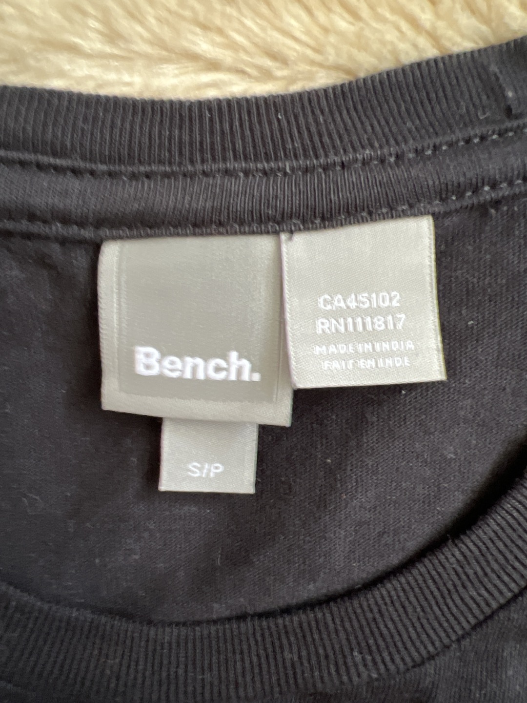 Bench T-shirts - photo 4