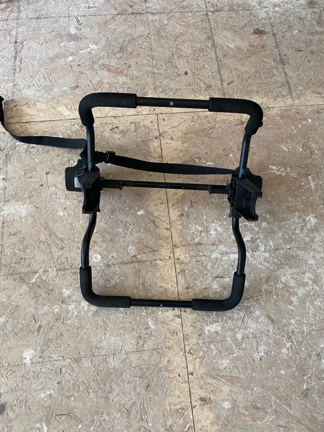 city select carseat adapter for chicco and peg-perego
