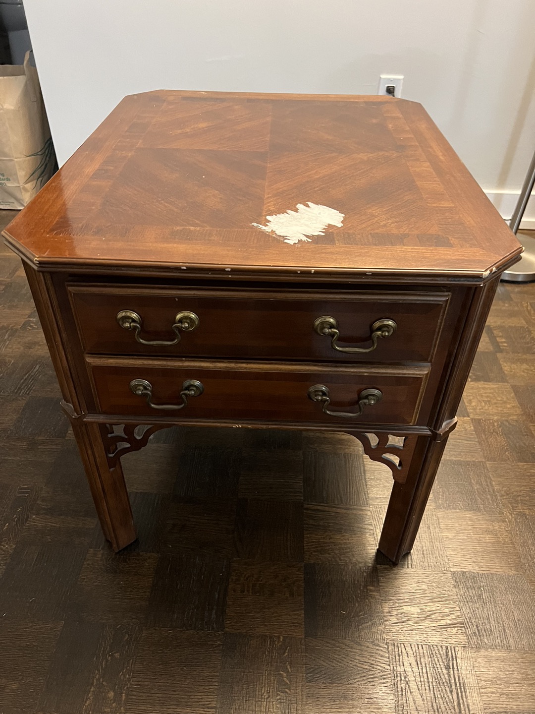Table - photo 2