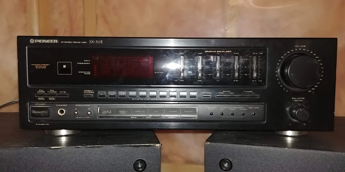 Speakers and Amplifier - photo 2