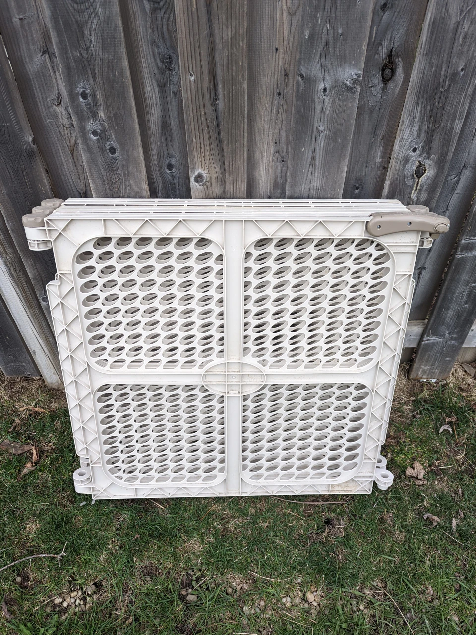 Summer Infant 6-Panel Playard image indicator(3)