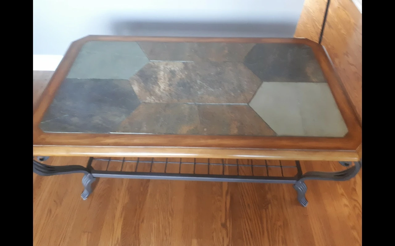 coffee table and 2 end tables - photo 2