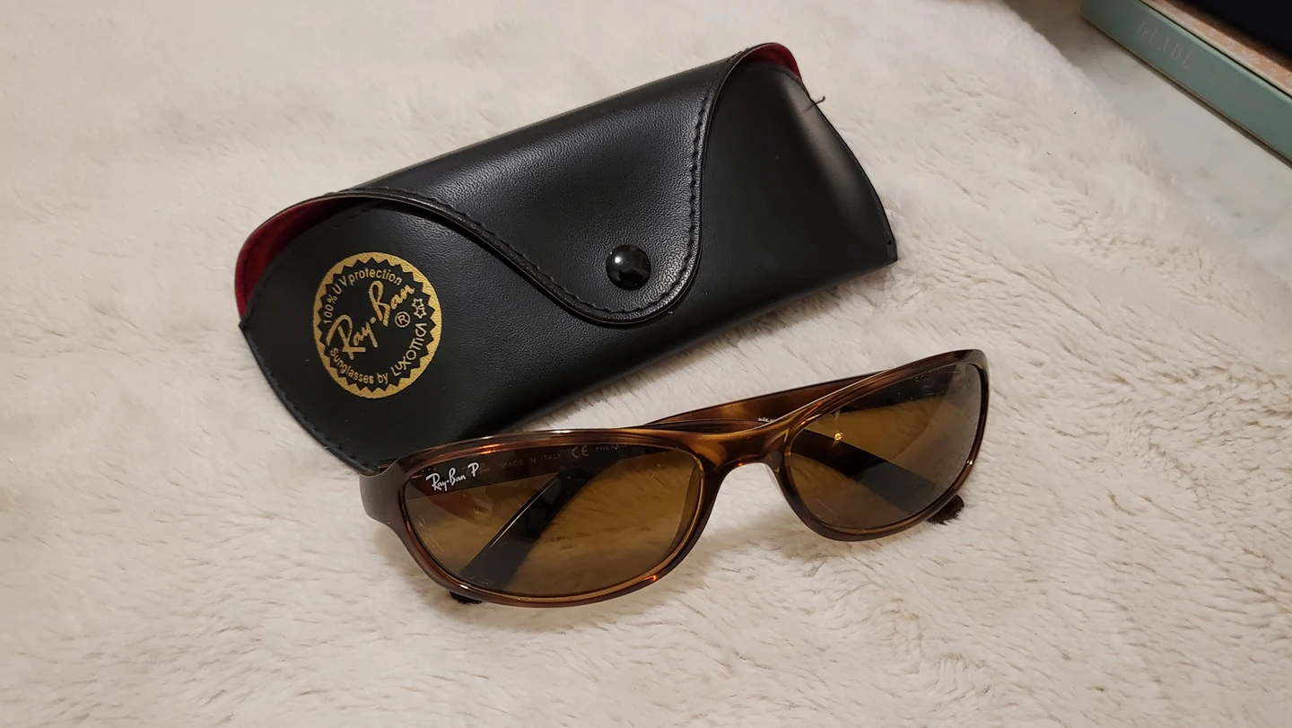 Rayban sunglass thumbnail