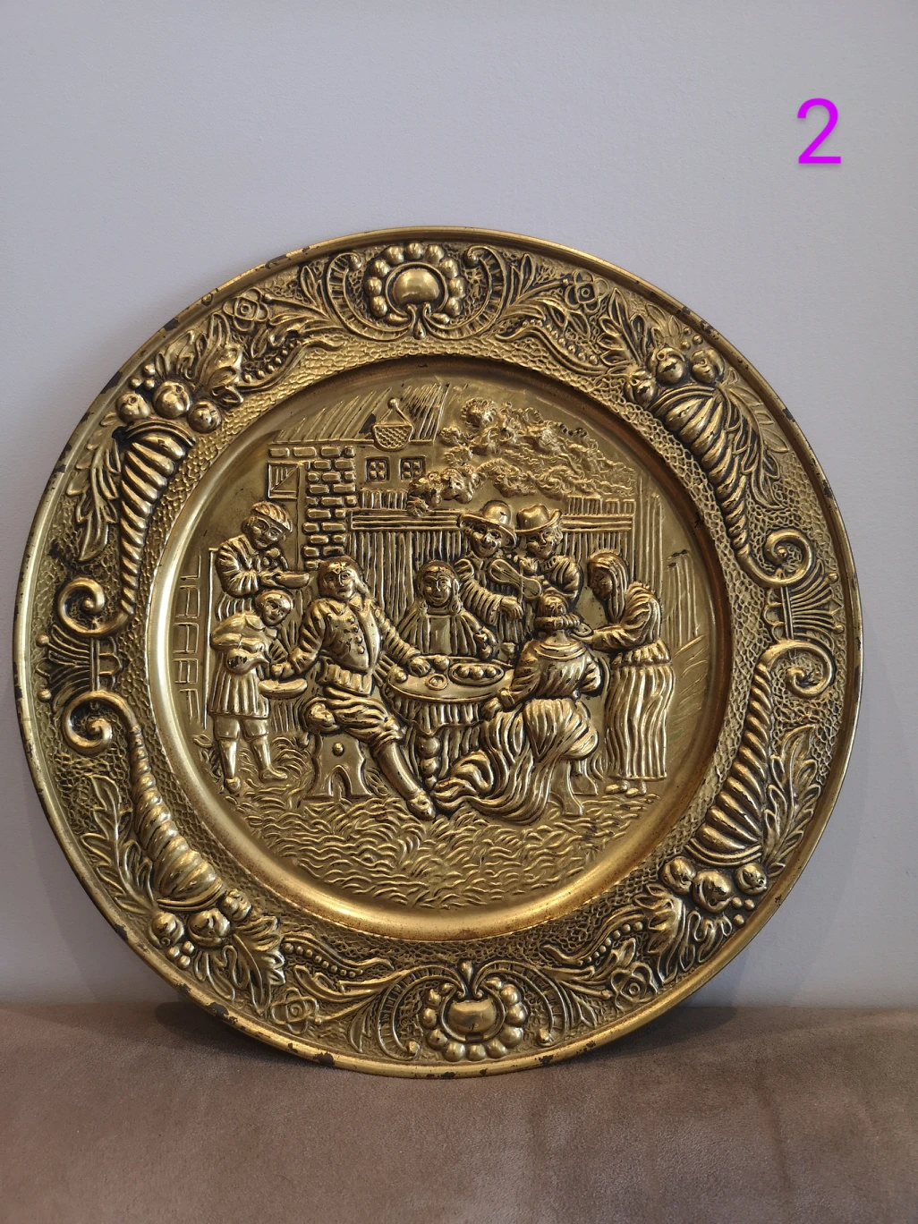 3 Vintage Brass Decorative Wall Plates image indicator(2)