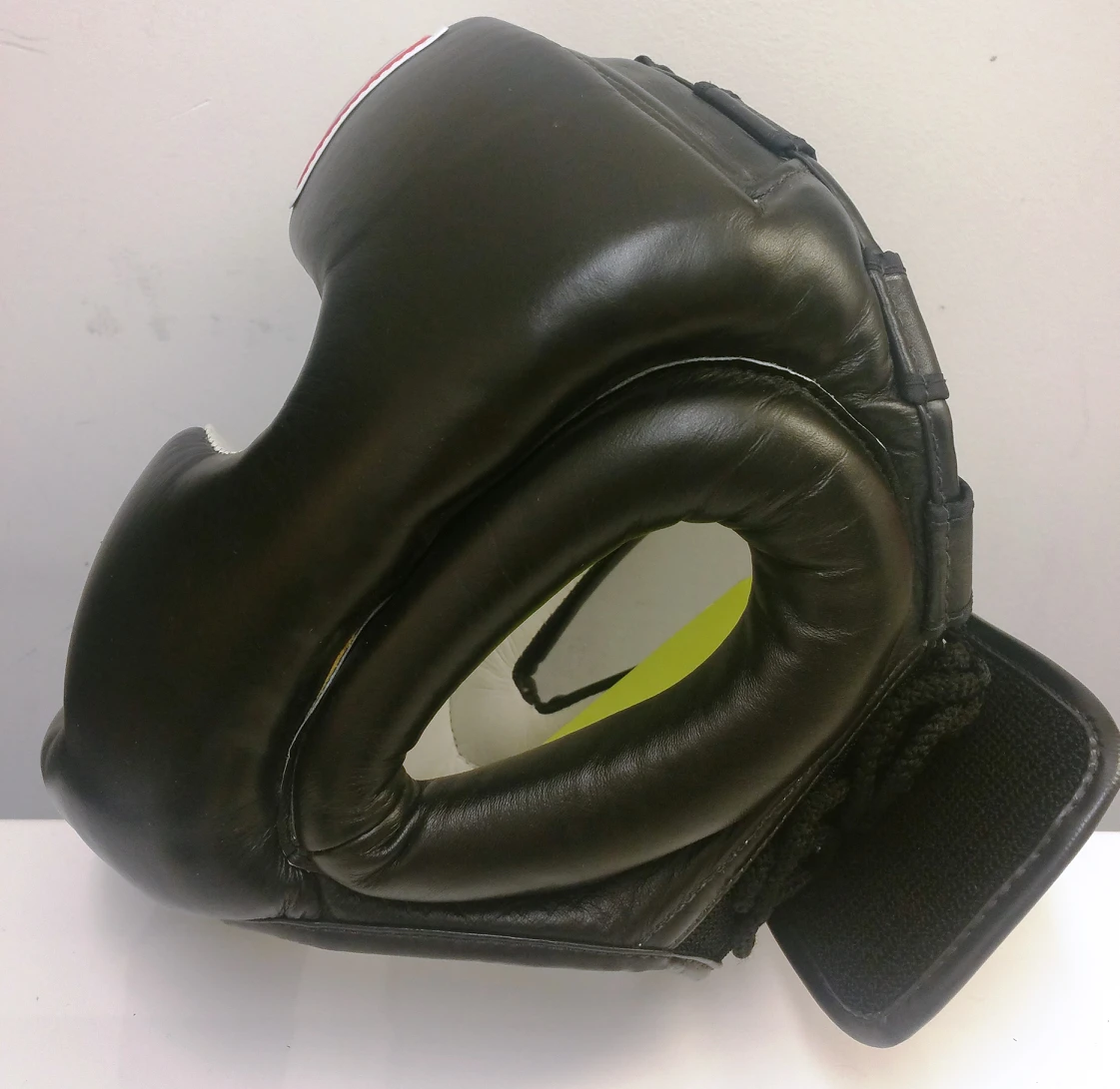 Assorted boxing protective gear - photo 2