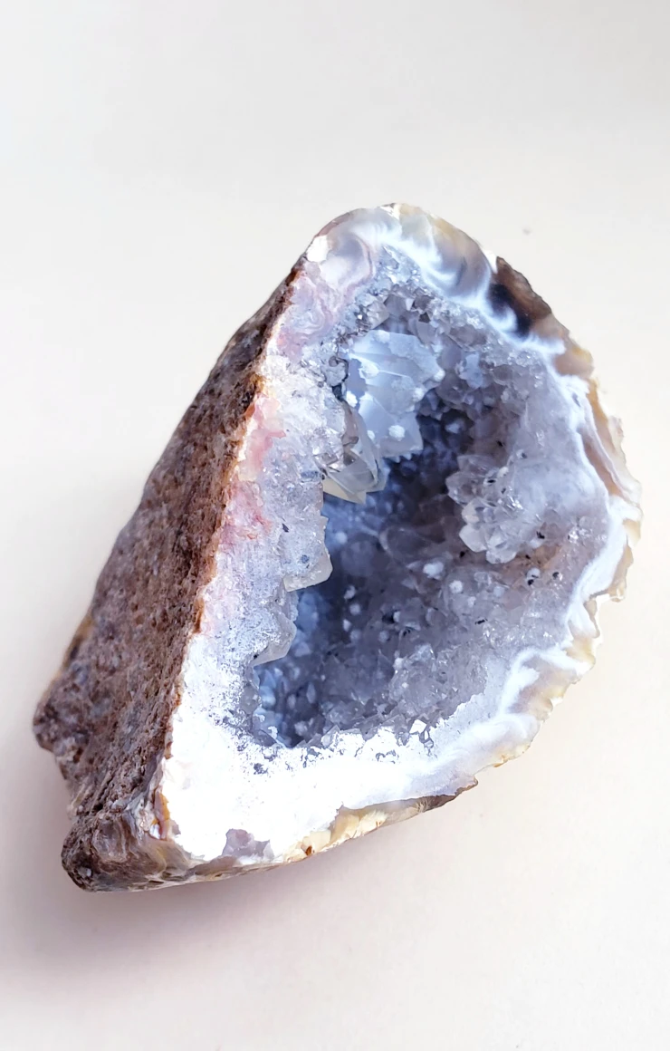 Half Geoid with Quartz Crystals - photo 4