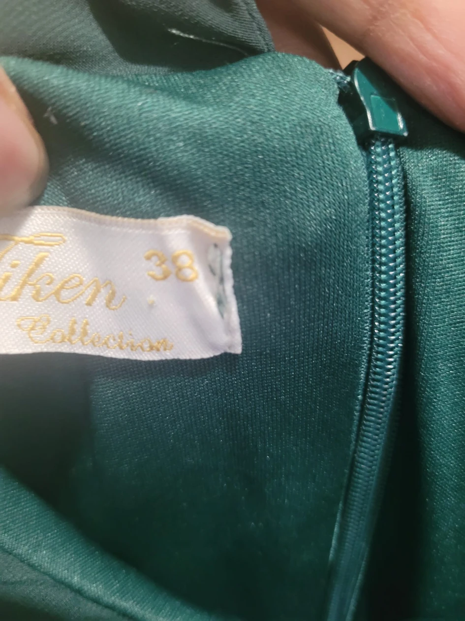 long dress image indicator(3)