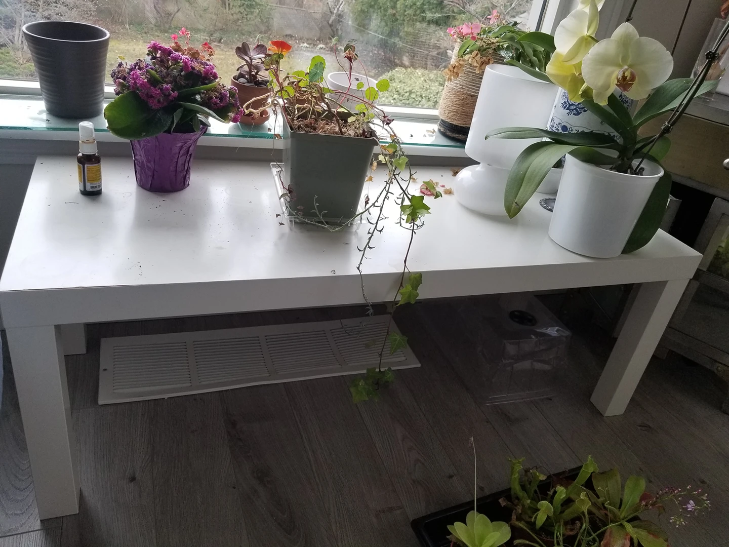 table, chest of drawers - photo 3