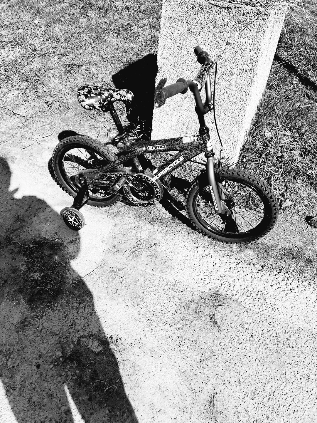 Kids bike in like new condition - photo 2