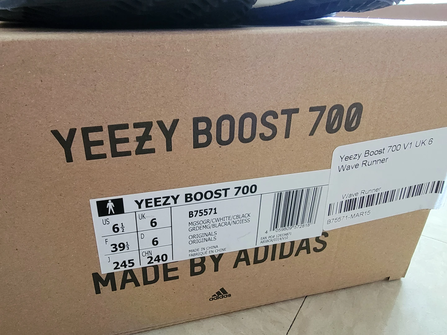 Yeezy Boost 700 wave runner - photo 4
