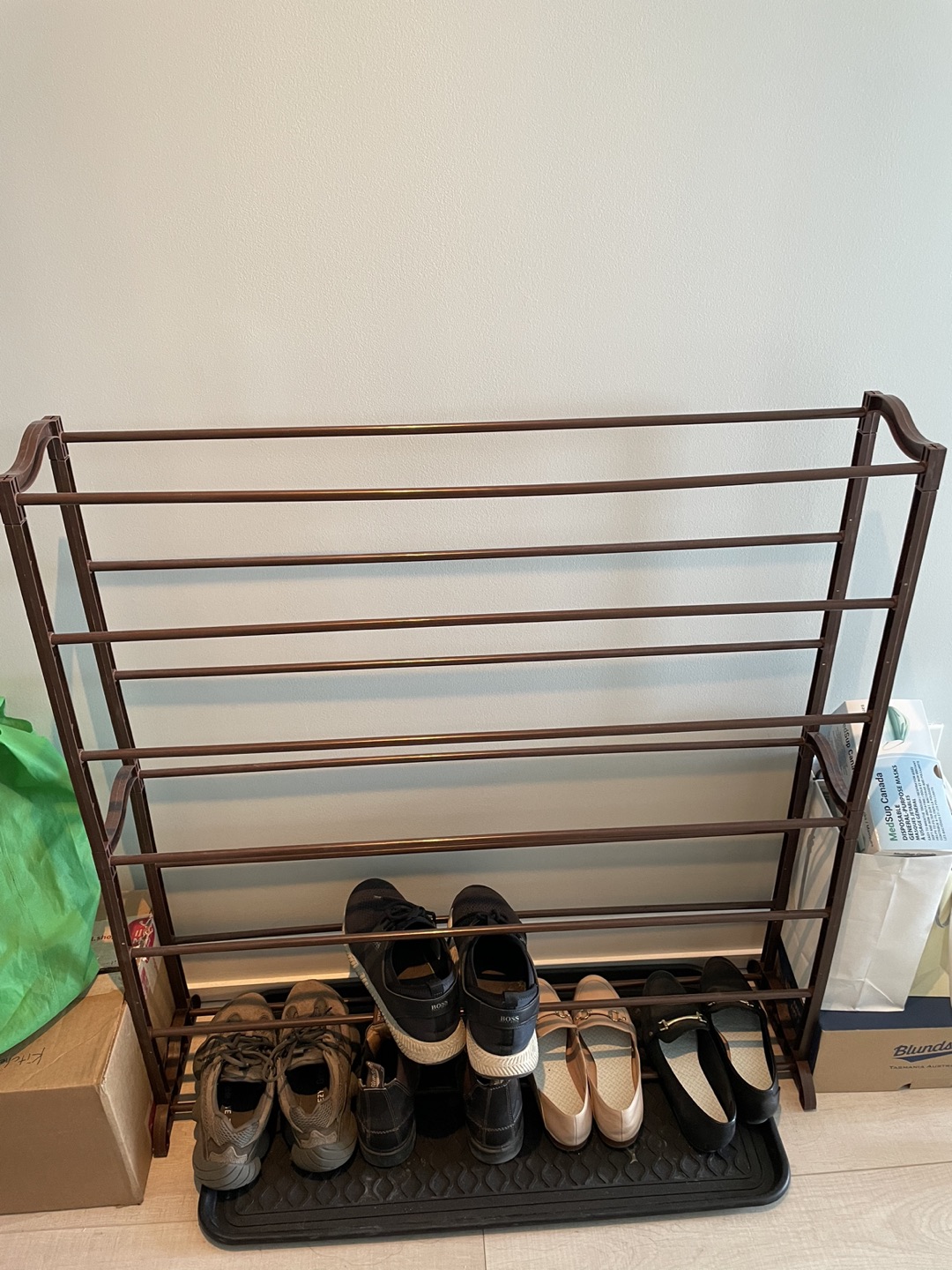 Shoes Rack in Brown