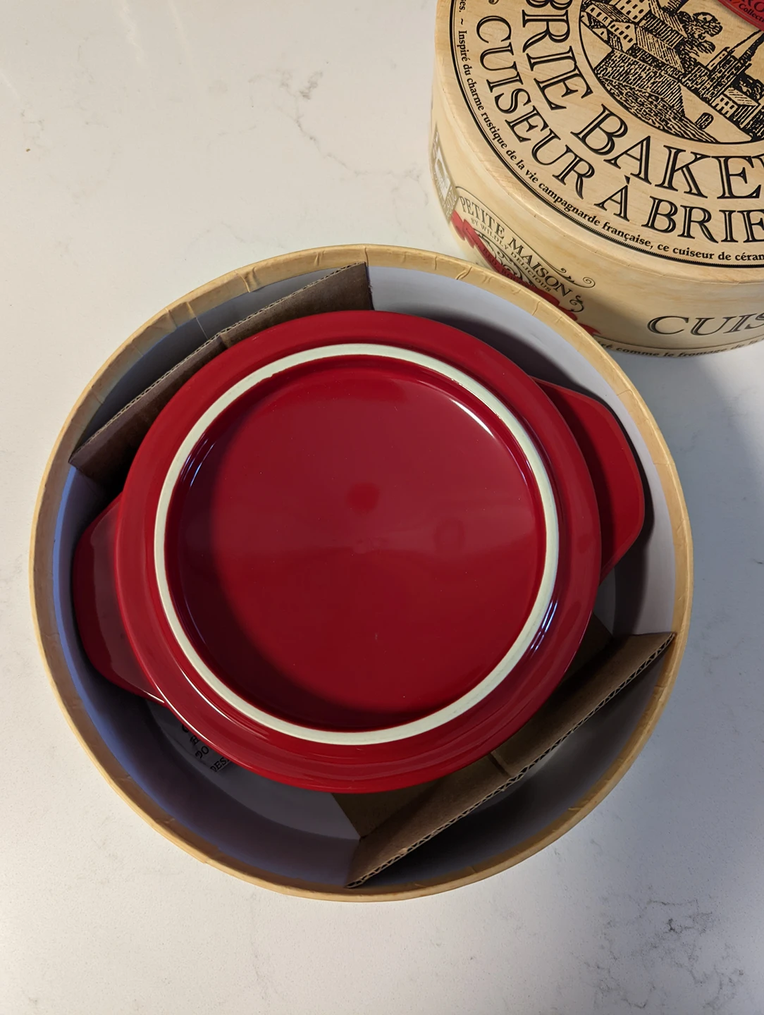 *brand new* Brie Baker #freecycle - photo 2