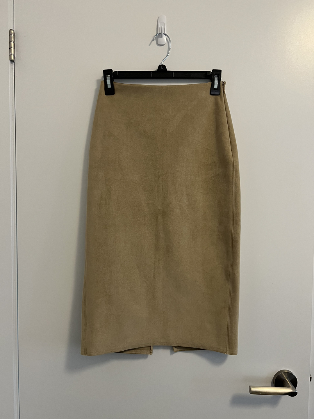 Aritzia Babaton Skirt thumbnail