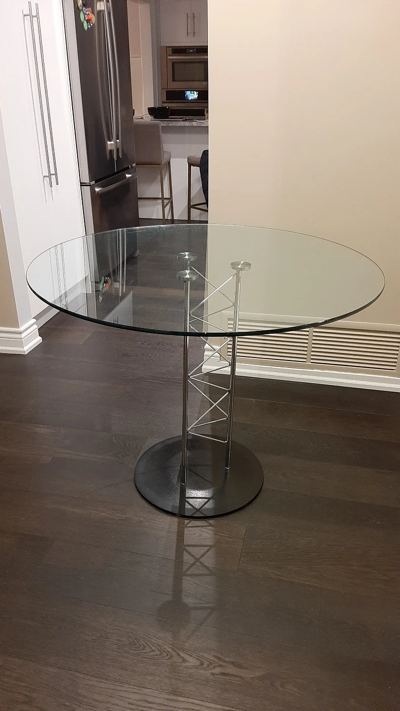 dining table 4 ppl