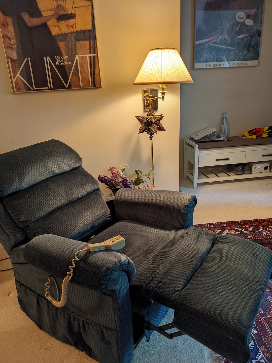 Electric adjustable support chair thumbnail