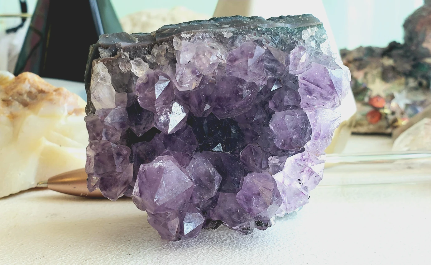 Raw Amethyst Free form with Field Spare - photo 4