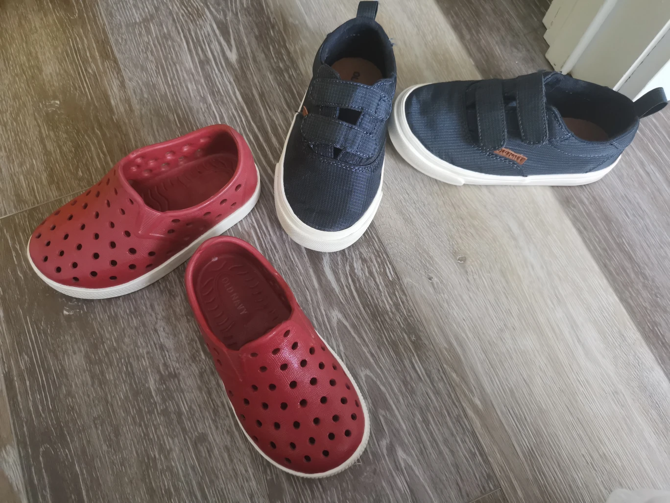 Toddler Shoes - Size 6