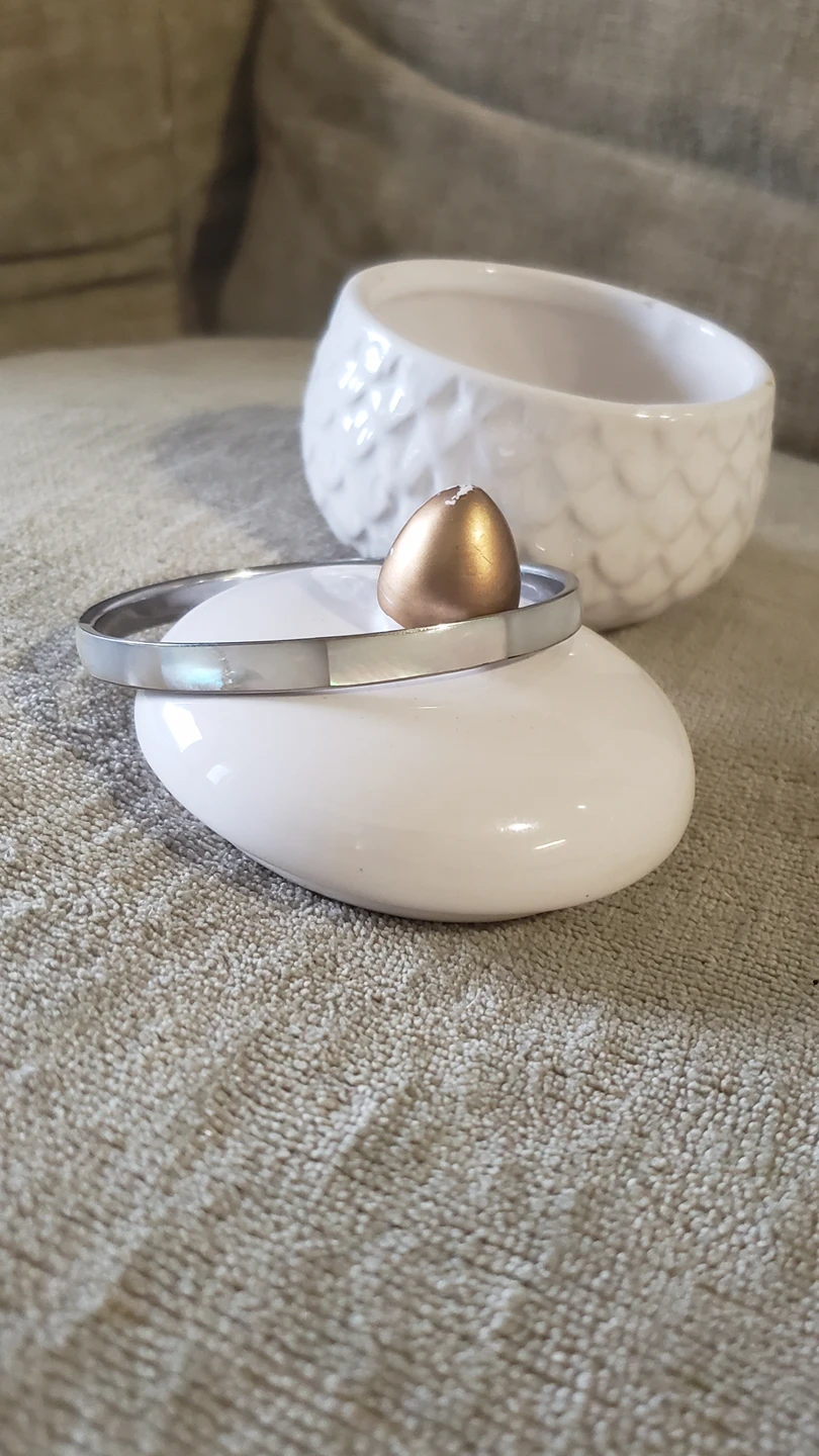 Stainless steal and real shell bangle ladies bracelet image indicator(6)