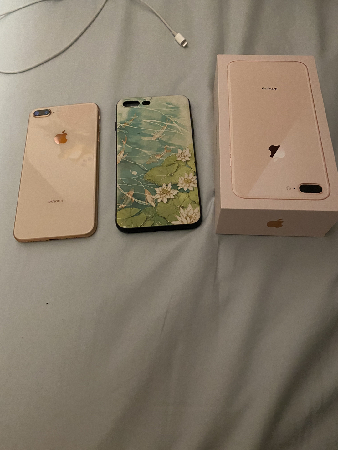 MINT IPHONE 8 PLUS 256 GB + case+receipt - photo 5