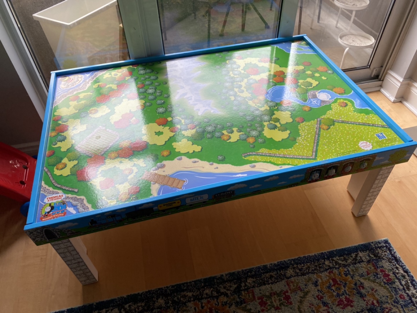 Thomas the train table - photo 3