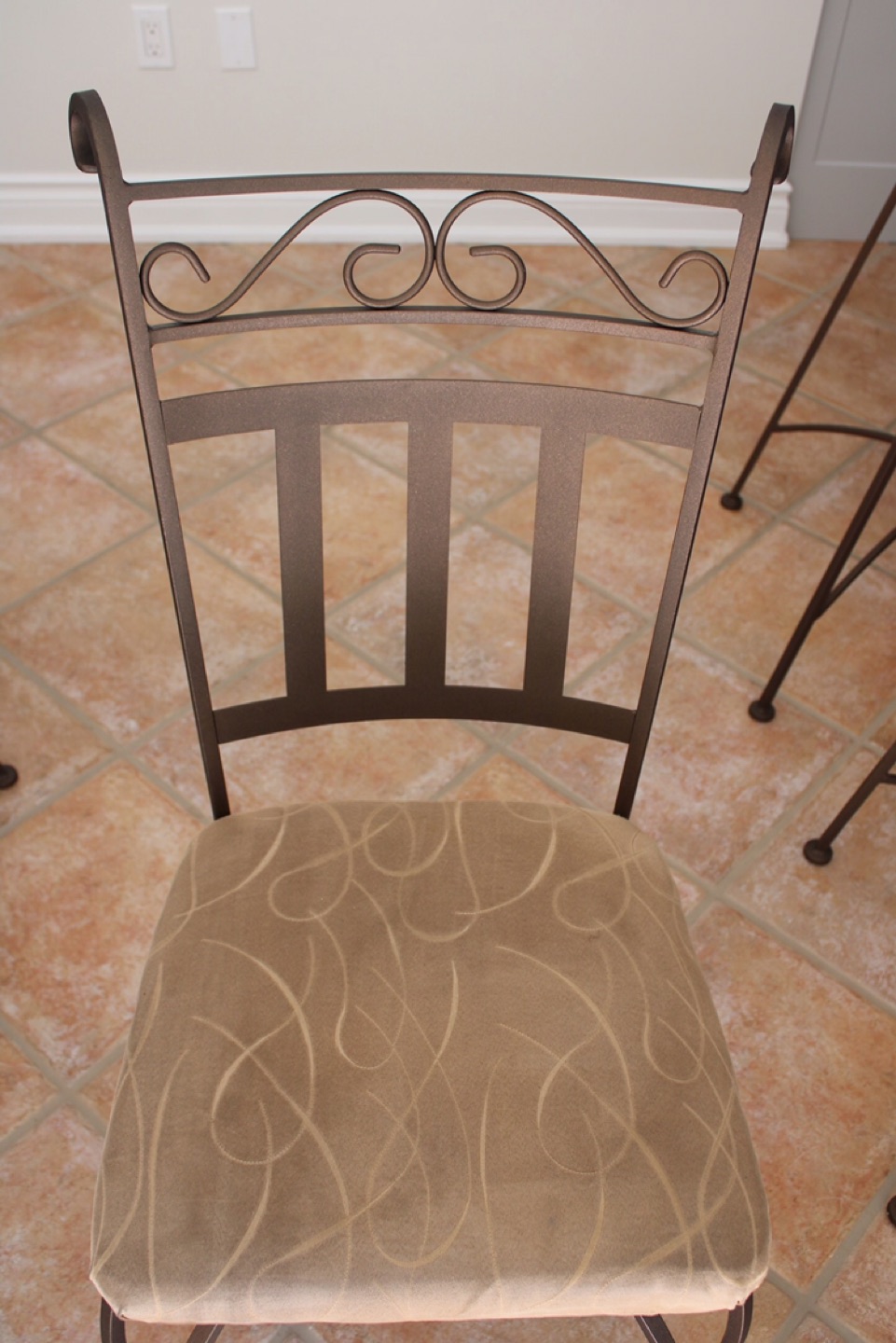 Chairs - photo 3