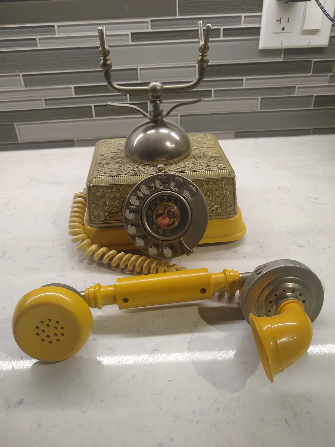 VINTAGE PHONE image indicator(2)