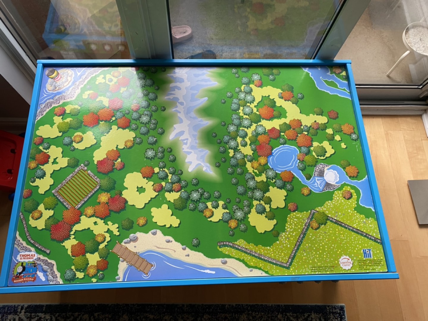 Thomas the train table - photo 2