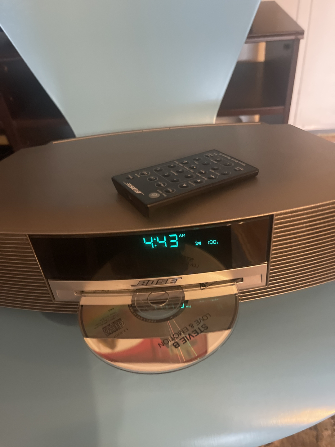 BOSE radio CD players like new with remote control