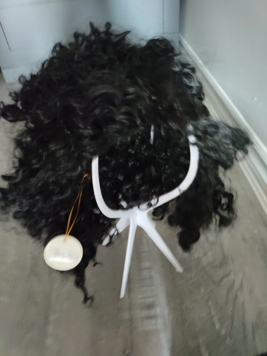 Two costume wigs (lace front) - photo 2