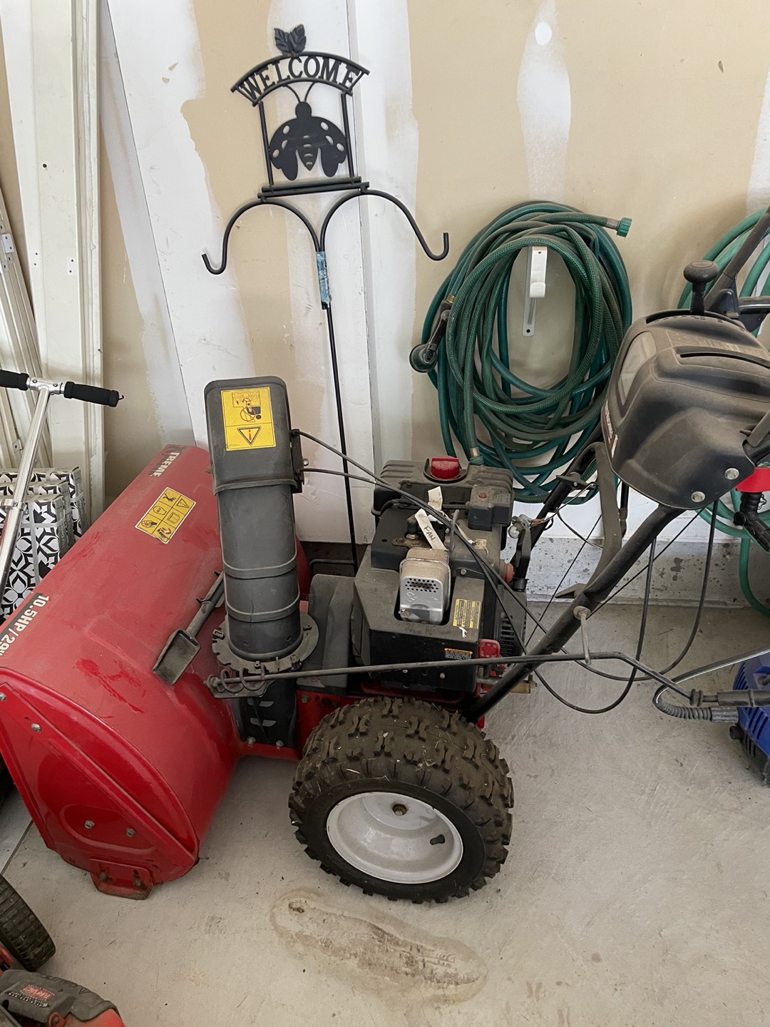 Snow blower