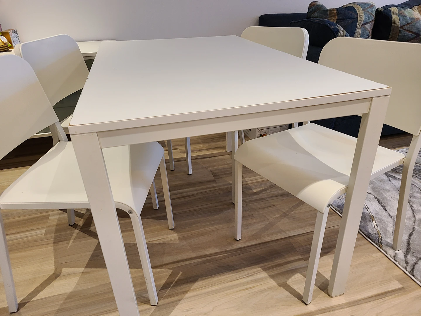 Contemporary design Dining Table set for 4