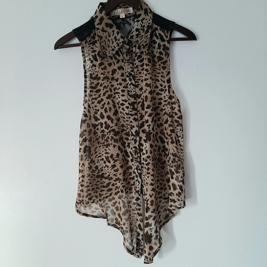 Leopard Print Sleevless Sheer Blouse thumbnail