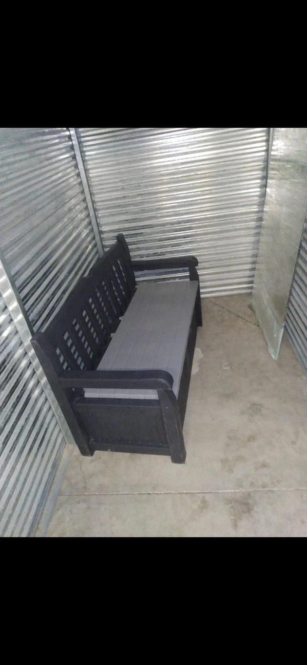 Keter Storage bench - photo 2