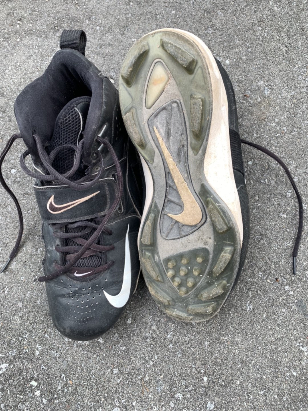 Nike baseball shoes size 10 image indicator(3)