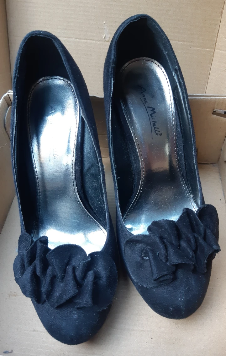 Faux Suede Pumps