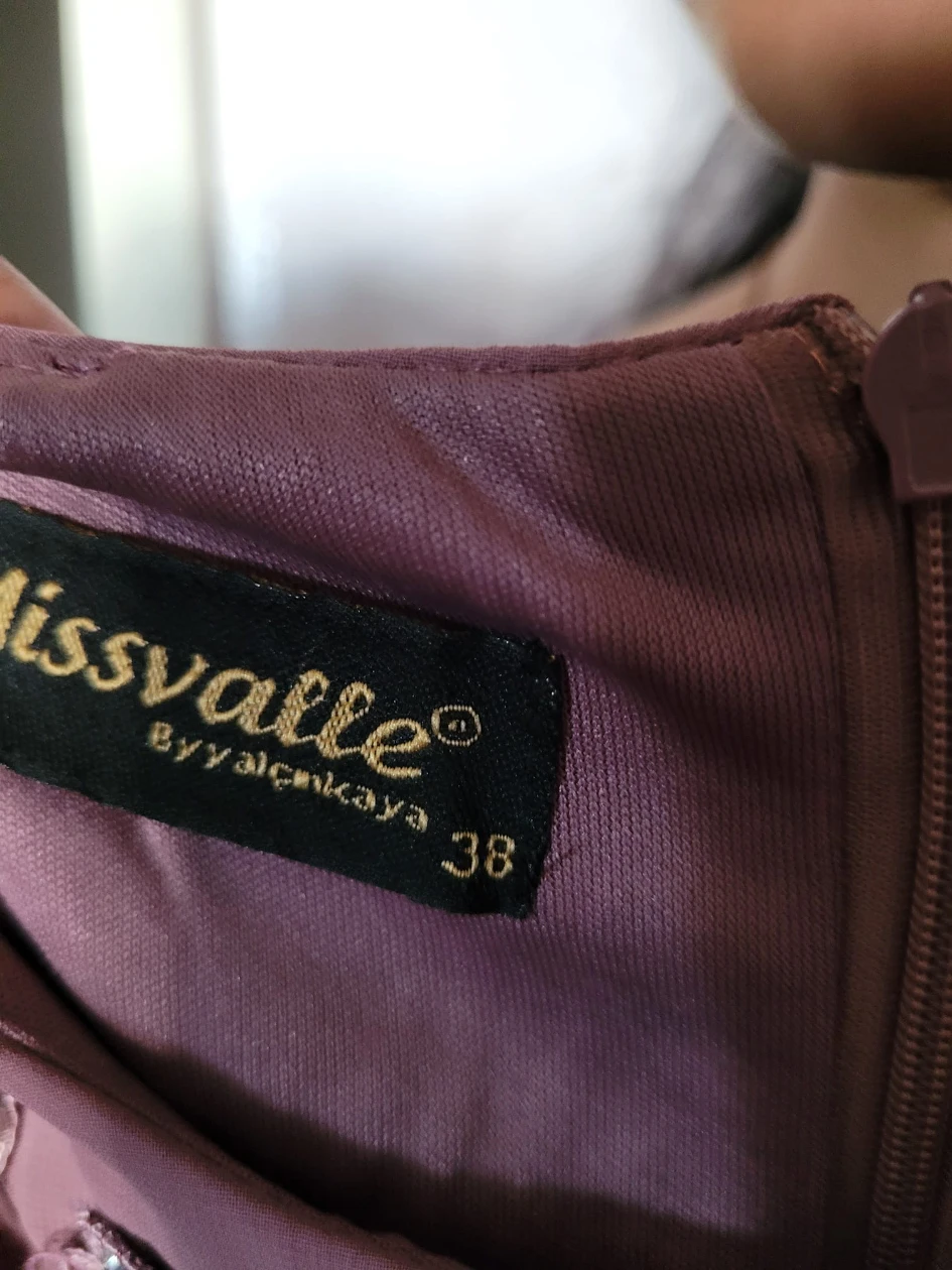 long dress image indicator(2)