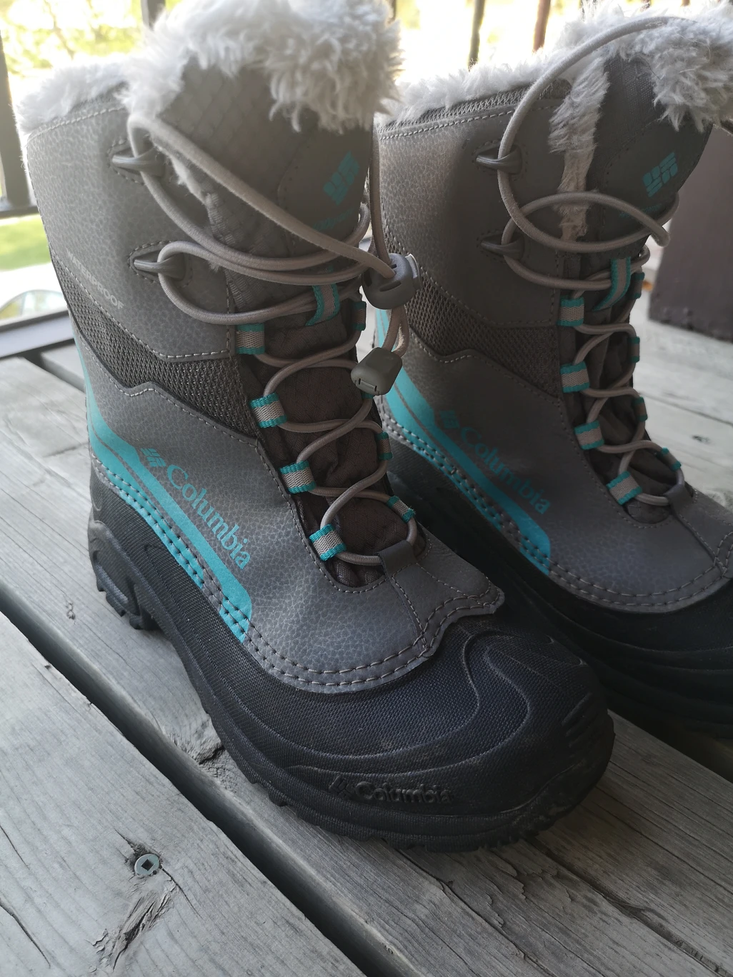 winter boots Columbia kid - size6